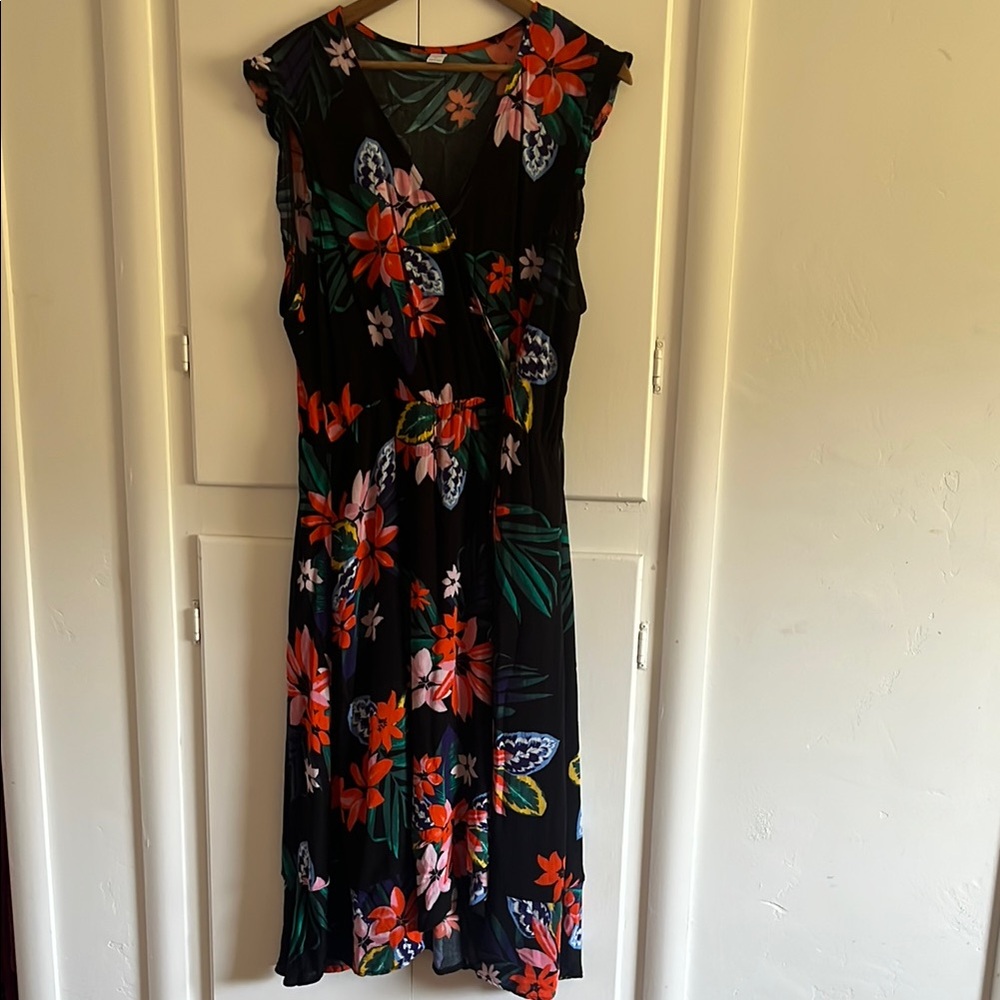 Old Navy Black Floral Midi Dress